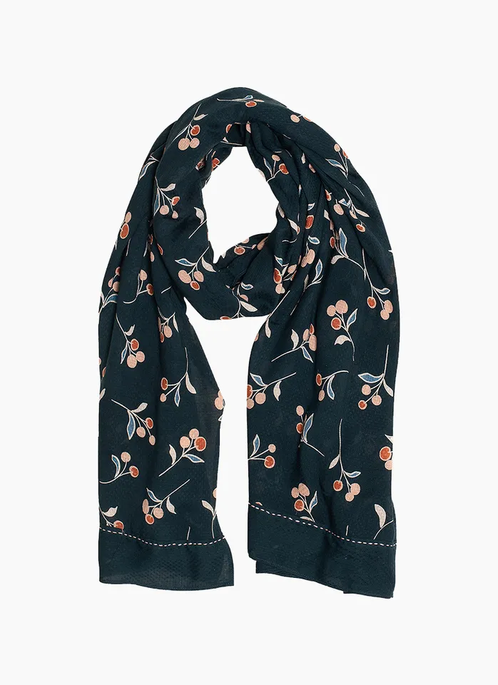 Brakeburn Cherry Scarf