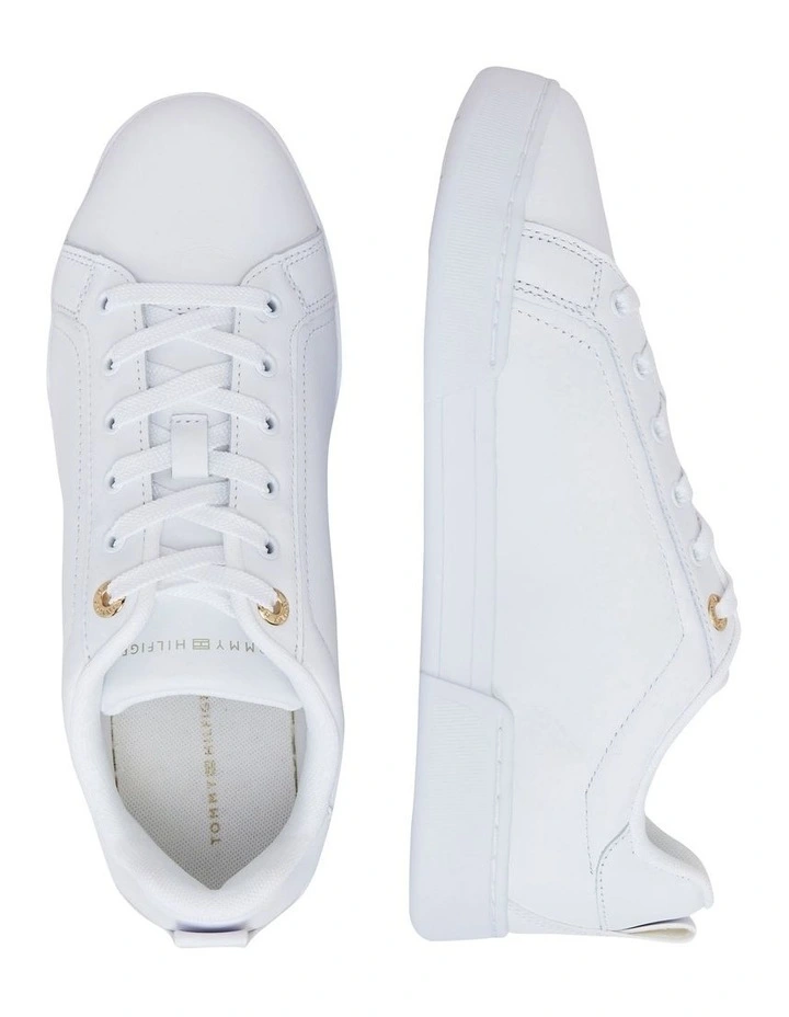 Chic Court Sneaker in White