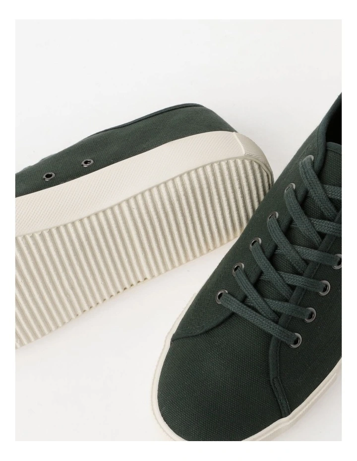 Lance Canvas Sneaker in Green