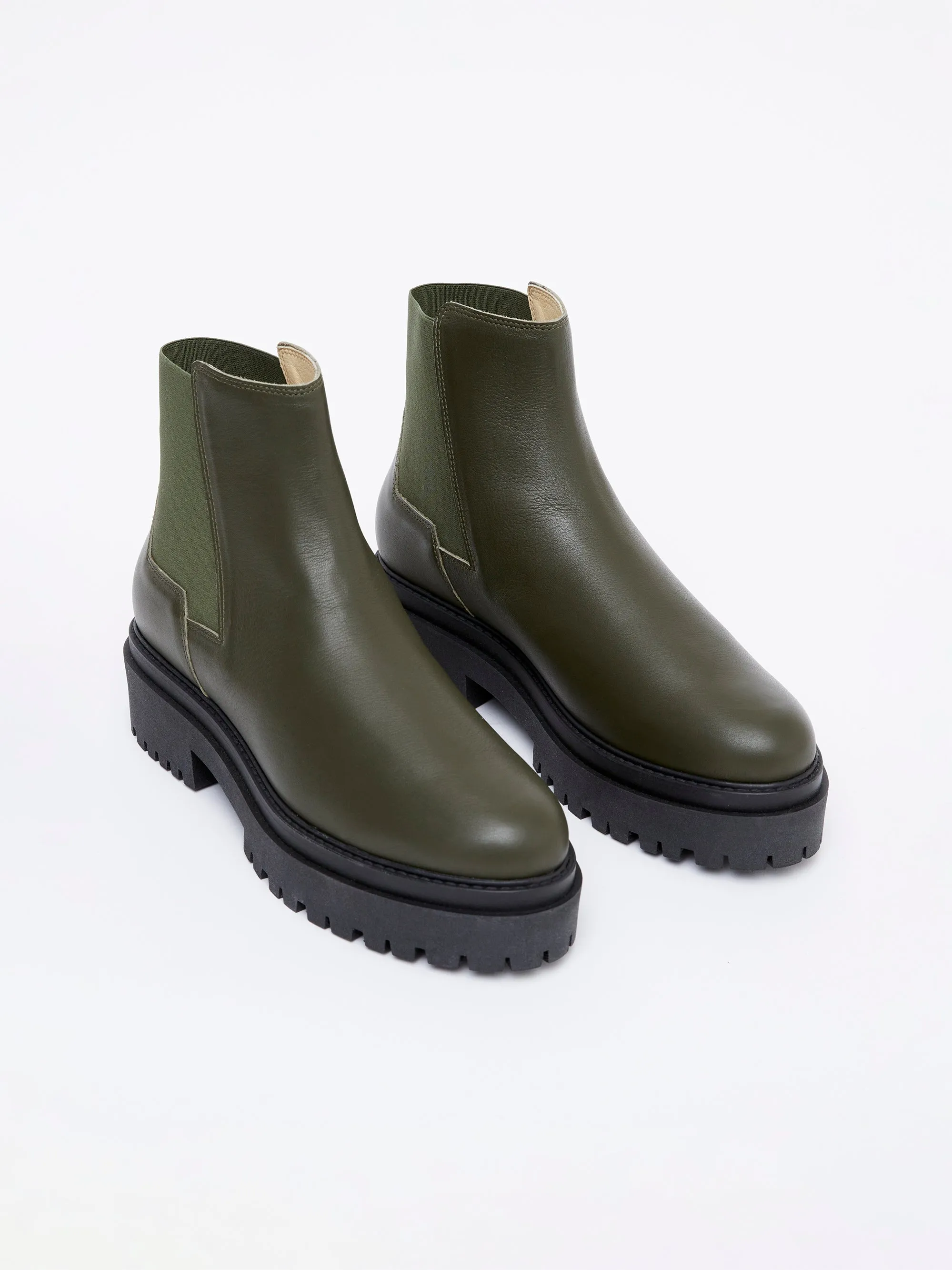 Olana Chelsea Boots