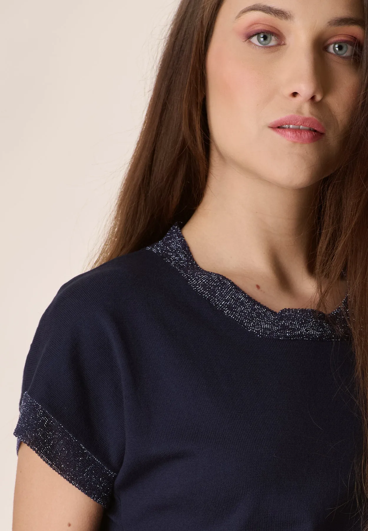 T-Shirt blu tricot dettagli brillantini